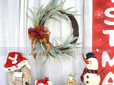 Vòng nguyệt quế Noel rừng lá xoáy 2 size VNGQ-X-38